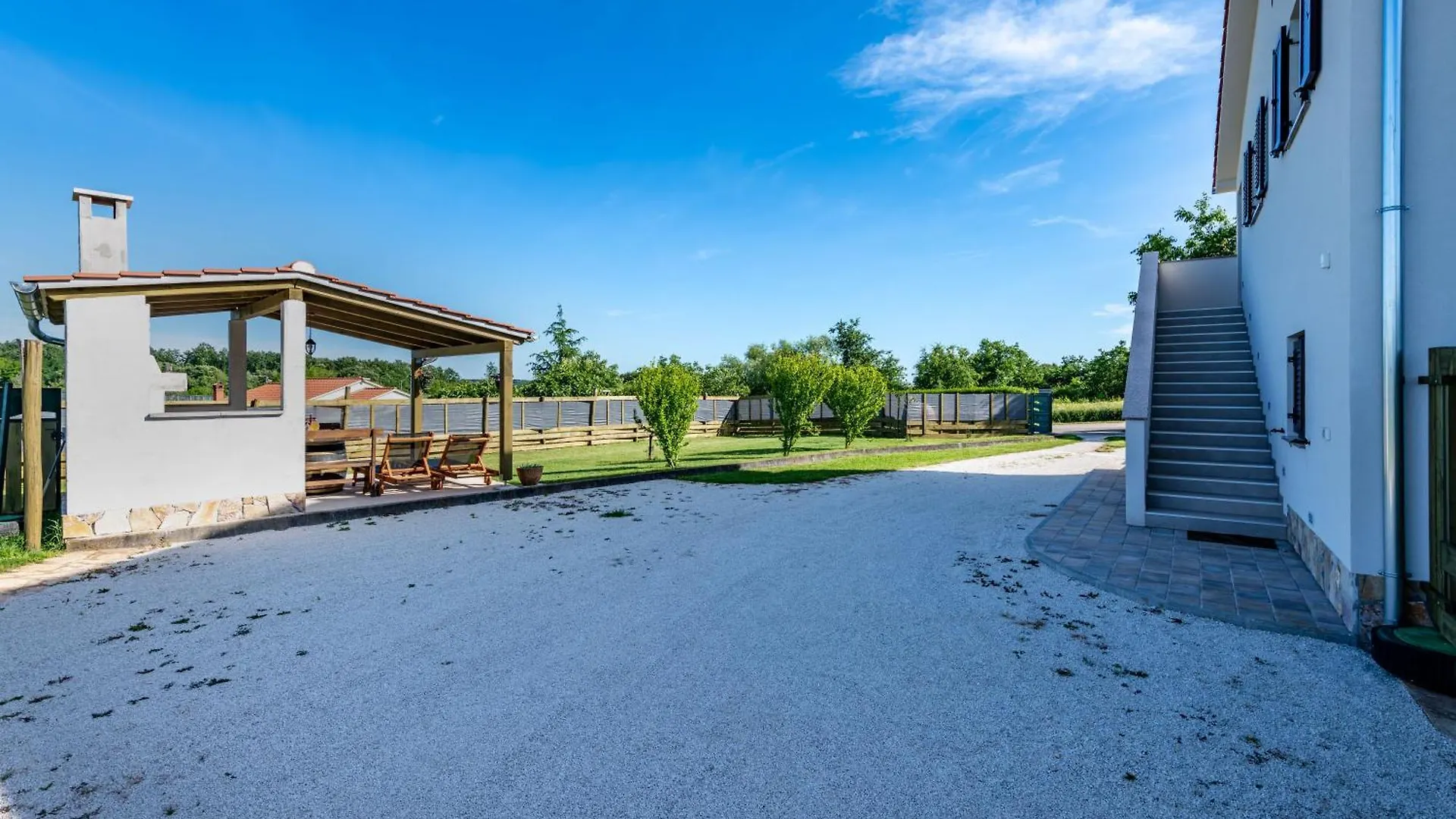 Villa Gracija, A Charming Holiday Apartment In The Heart Of Istria Heki Kroatië